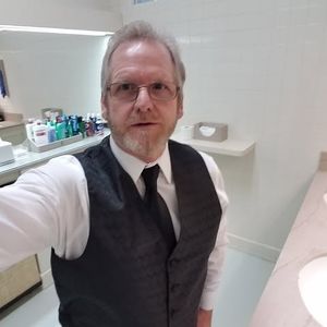 Meet your Posher, Hays